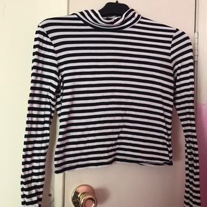 Urban Outfitters Cropped Striped Turtleneck - xs